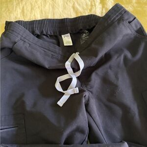 Figs Yola black s/p pants